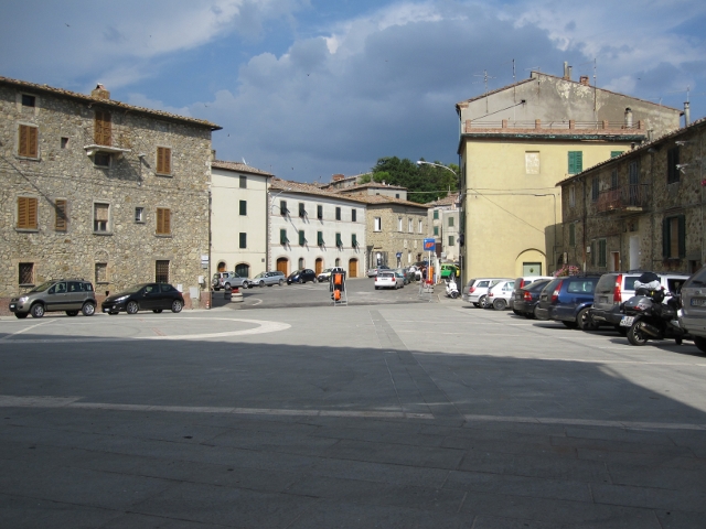 Piazza Chiusdino